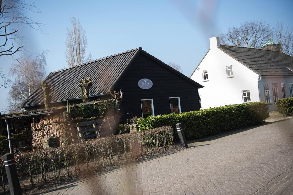 罗根凡麒麟住宿加早餐旅馆 马德 外观 照片